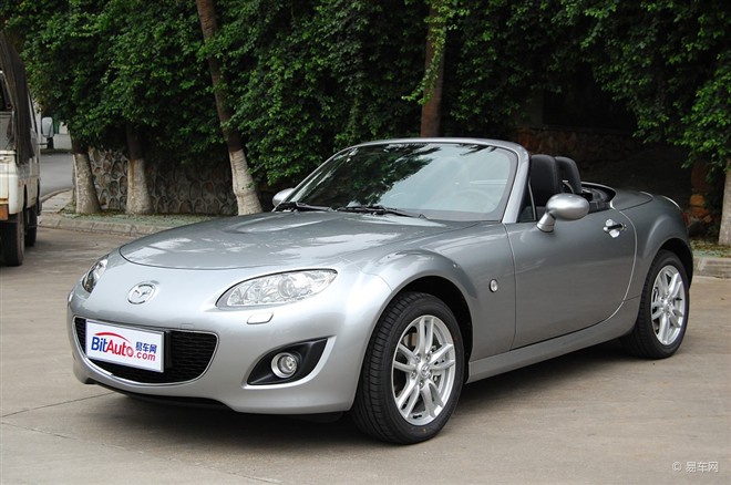 馬自達(dá)MX-5（進(jìn)口）購車送大禮包