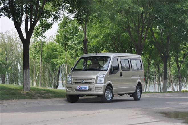 山西小康汽車東風小康C36購車送大禮包