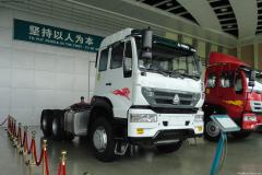 中國(guó)重汽 金王子重卡 336馬力 6X4 牽引車(精英版)(ZZ4251N3241C)