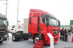 北奔 V3重卡 380馬力 6X4 LNG牽引車(ND4250B38J7)