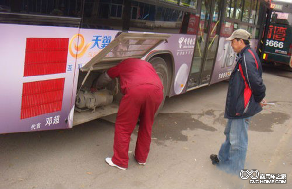 一哄而上 汽車(chē)后市場(chǎng)這座金礦規模有多大