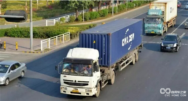 卡車(chē)司機-7.jpg